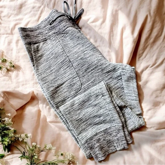 NEW 🌸 L.L. Bean Women’s Luxury Ultra Soft Jogger Sweats, Gray Track Pants - Picture 14 of 17